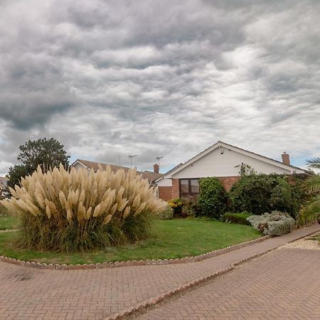 Вілла Palm Bay'S Luxury Bungalow - Self Check In & Parking Маргейт Екстер'єр фото