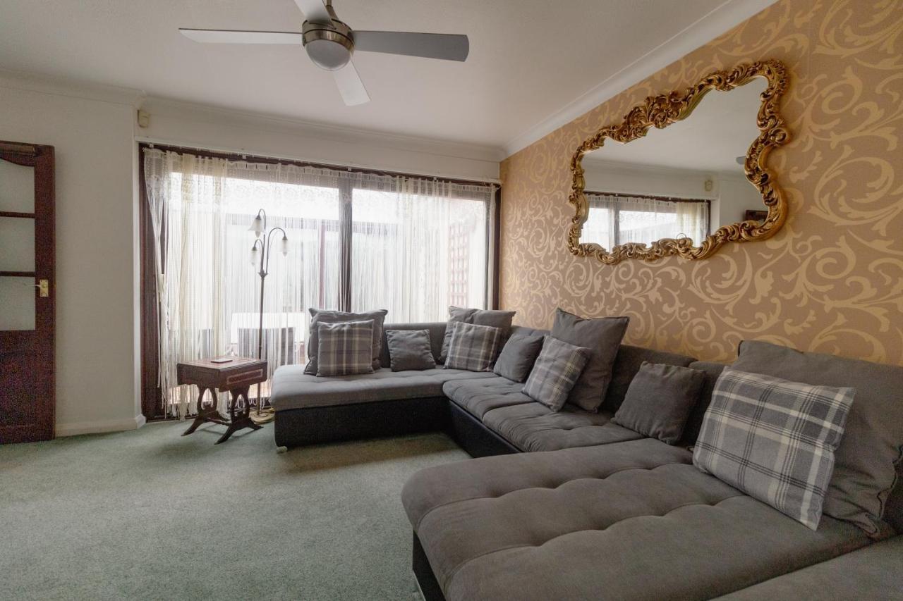 Вілла Palm Bay'S Luxury Bungalow - Self Check In & Parking Маргейт Екстер'єр фото