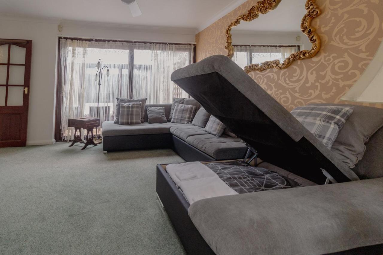 Вілла Palm Bay'S Luxury Bungalow - Self Check In & Parking Маргейт Екстер'єр фото